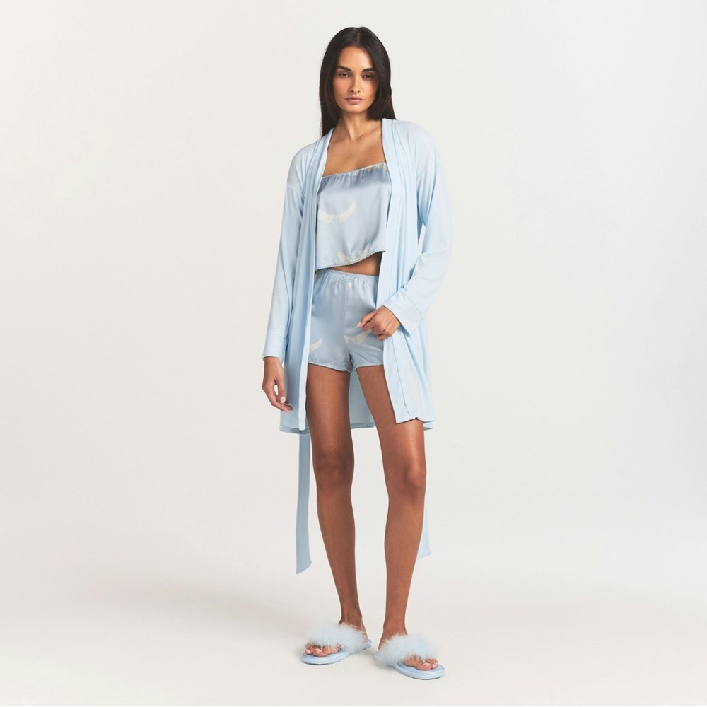 SKIMS Lavender / Pink Robe - Picture 2 of 5